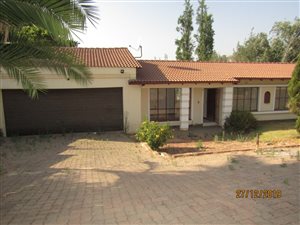 3 Bed House in Bramley Manor