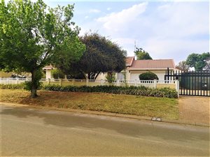 5 Bed House in Mayfield Park