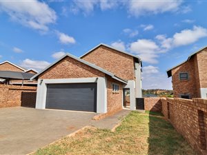3 Bed House in Roodeplaat