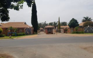 3 Bedroom Cluster in Beyers Park