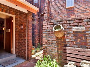 3 Bed Townhouse in Brackenhurst