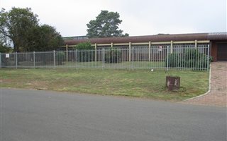 1110 m² Commercial space in Mkondeni