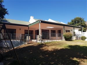 3 Bed House in Waterford Estate