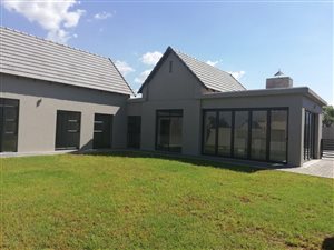 3 Bedroom House in Leloko