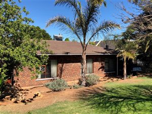 4 Bed House in Panorama