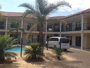 3 Bed Apartment in Northmead