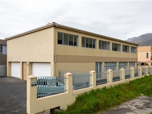 4 Bed House in Dobson