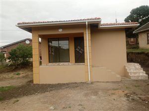 2 Bed House in Lovu