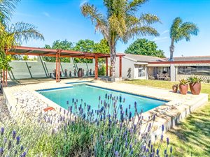 3 Bed House in Goedemoed