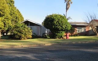 3 Bedroom House in Ontdekkers Park