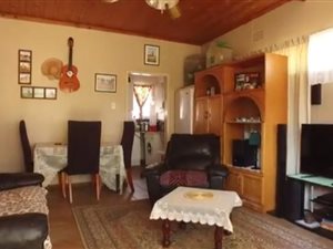 2 Bed Garden Cottage in Nimrod Park