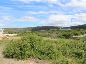 623 m² Land available in Diaz Beach