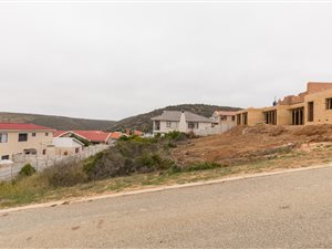 813 m² Land available in Island View