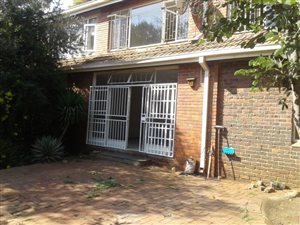 3 Bed Townhouse in Ashlea Gardens