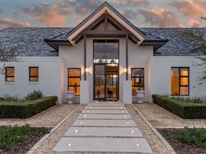 4 Bed House in Pearl Valley
