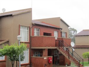 2 Bed Apartment in Laser Park