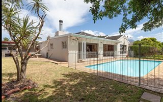3 Bedroom House in Meadowridge