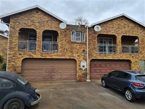 5 Bed House in Wyebank