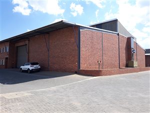 1007 m² Industrial space in Hughes