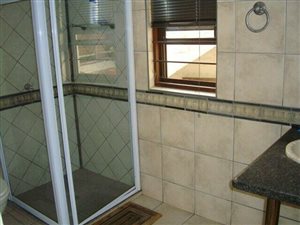 1 Bed Apartment in Waterkloof Heights