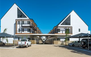 1 Bedroom Apartment in Paardevlei