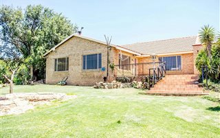 3 Bedroom House in Bronkhorstbaai