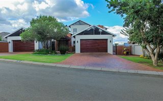 4 Bedroom House in Meyersdal Nature Estate
