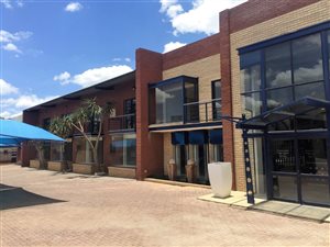 1386 m² Industrial space in Hoogland