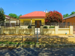 3 Bed House in Kenilworth