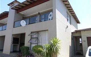 3 Bedroom Townhouse in Wavecrest
