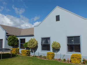 4 Bed House in Heritage Park