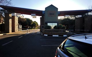 4 Bedroom House in Monavoni