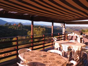 4.4 ha Farm in Wilderness Heights