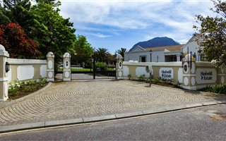 7 Bedroom House in La Concorde