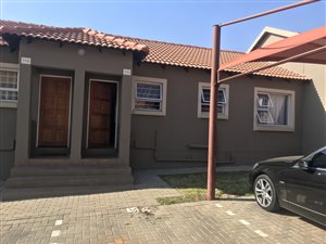2 Bed Townhouse in Rynfield AH