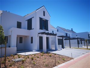 3 Bed House in Acorn Creek Lifestyle Estate