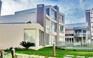 1 Bedroom Apartment in Diaz Beach