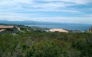 969 m² Land available in Whale Rock