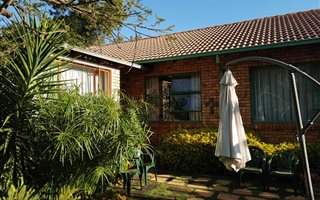 3 Bedroom Duet in Elarduspark
