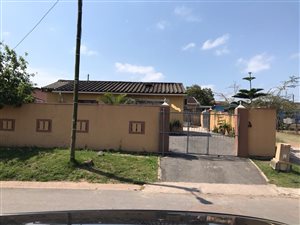 3 Bed House in Kwandengezi