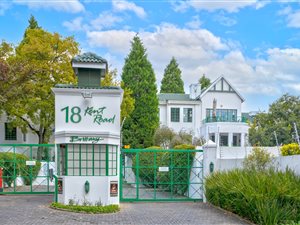 2 Bed Apartment in Dunkeld West