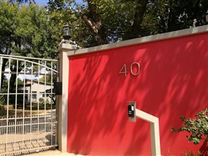 3 Bed House in Orchards