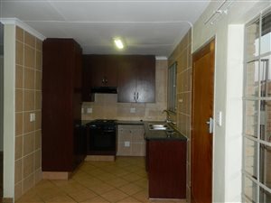 2 Bed Townhouse in Willow Park Manor