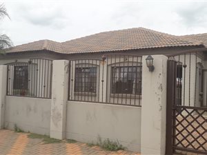 3 Bed House in Cultura Park