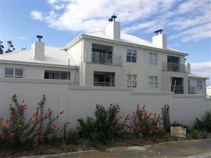 2 Bed Apartment in Protea Heights