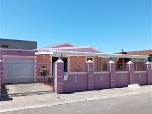 3 Bed House in Woodlands