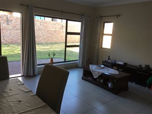 3 Bed Cluster in Maroeladal