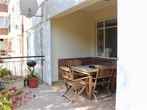 1 Bed Apartment in Rosebank