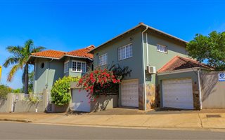 7 Bedroom House in Glenwood