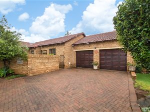 3 Bed Simplex in Ruimsig